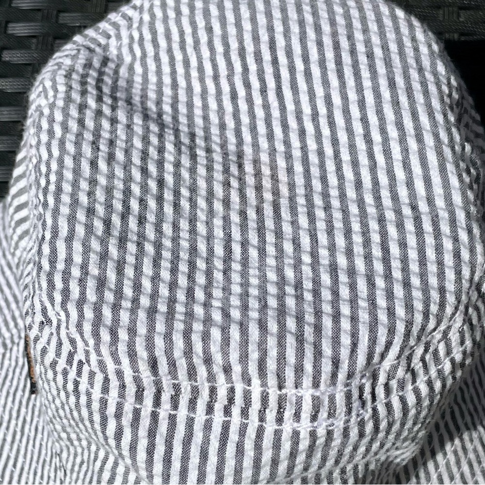 **$10 w/Bundle** Ben Sherman Hat - Picture 4 of 5